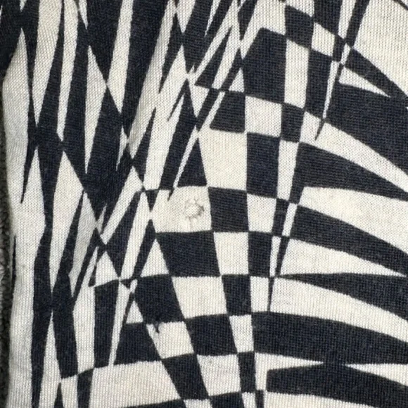 Versace x H&M Cashmere Blend Sweater - Picture 8 of 9